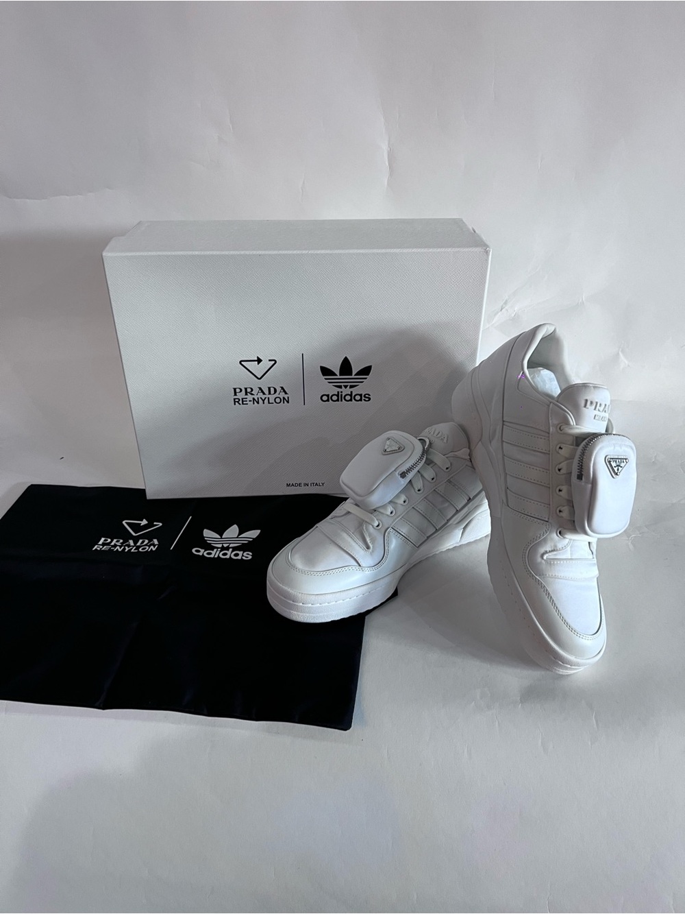 adidas White Low-Top Sneakers Box Label